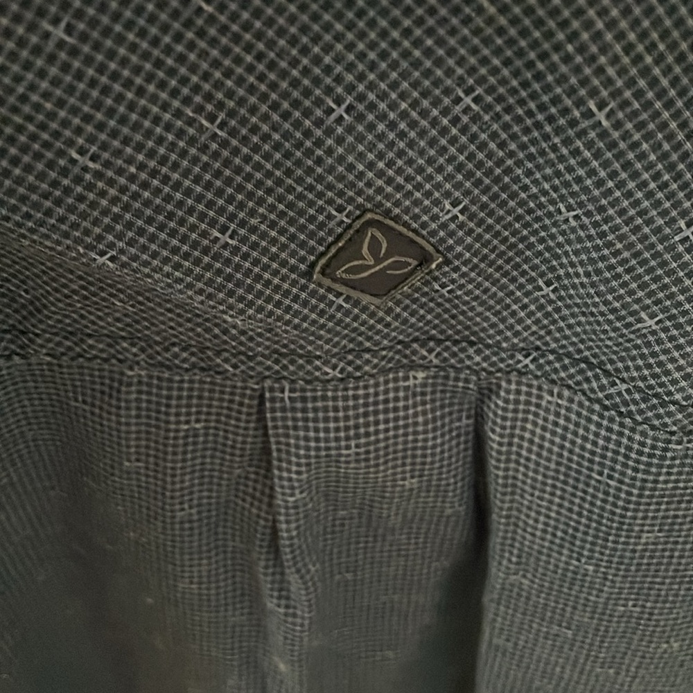Prana button down - Picture 3 of 3